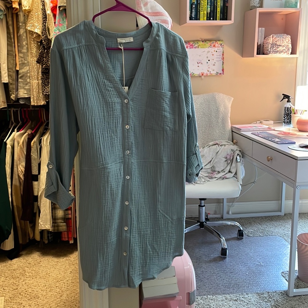 Light blue linen dress shirt